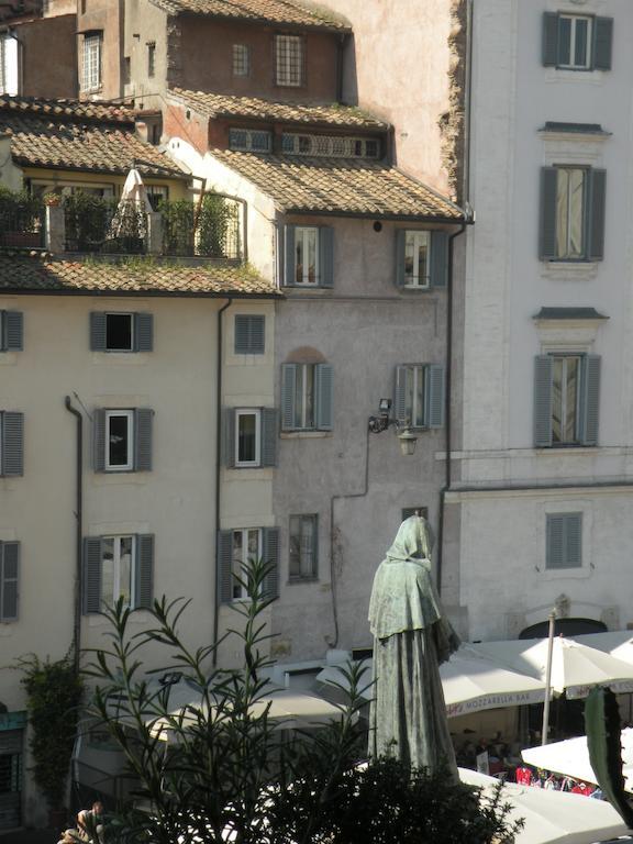 Campo Dei Fiori Funny Flat Roma Quarto foto